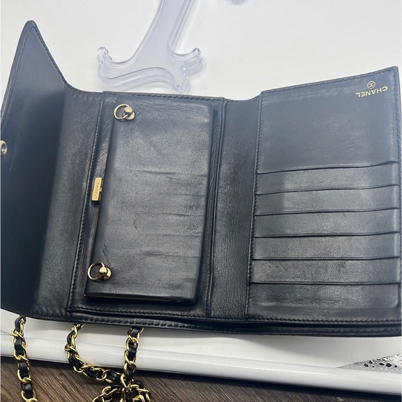 Chanel Bag - Picture 6 of 7